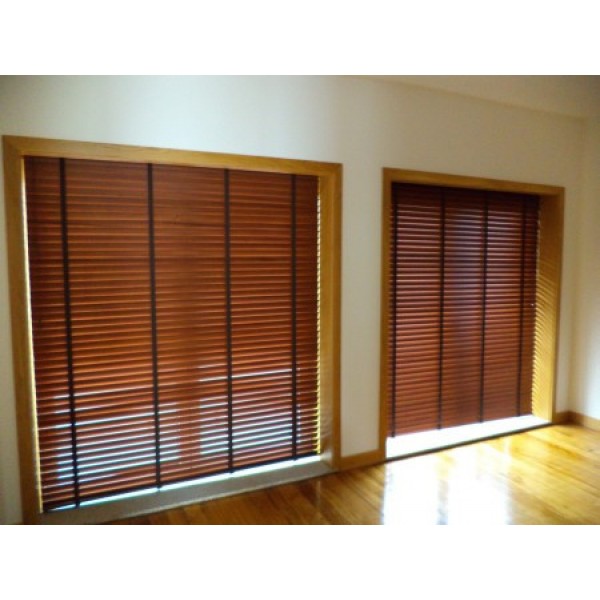 Estores Laminados de Madeira: elegância e conforto para o seu espaço