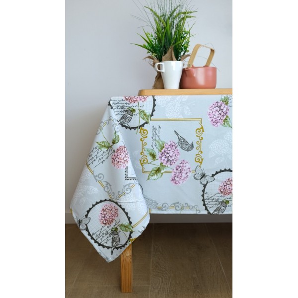 Toalha de Mesa Mara Antinódoas